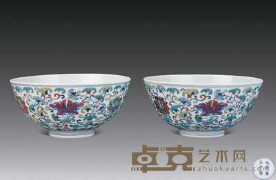 清雍正 斗彩缠枝莲纹碗（一对） 直径14cm